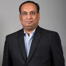 Portrait image of Vikas Agarwal